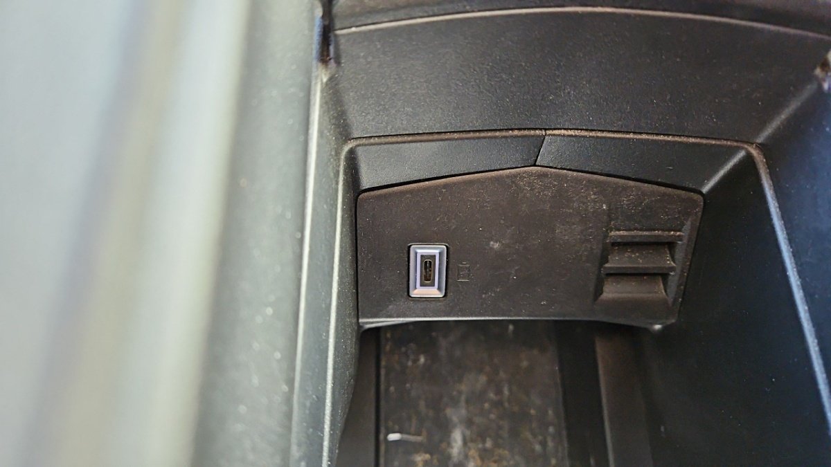 Peugeot 308 SW - Photo 31