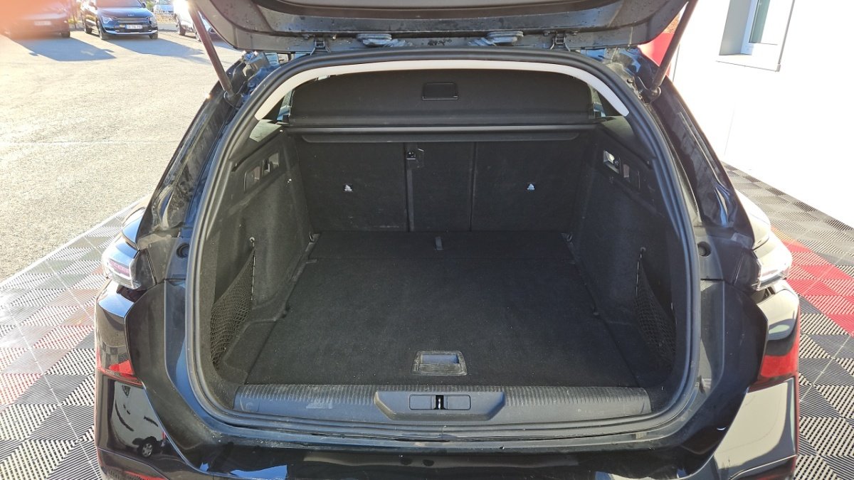 Peugeot 308 SW - Photo 9