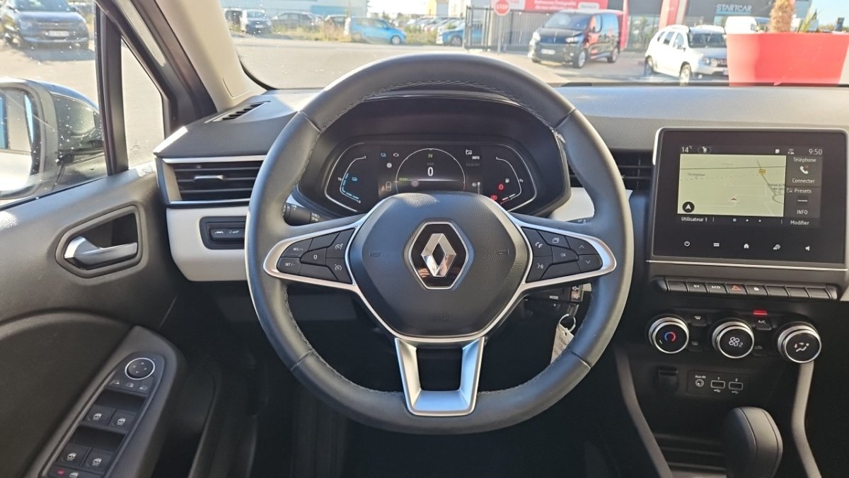 Renault Clio - Photo 16