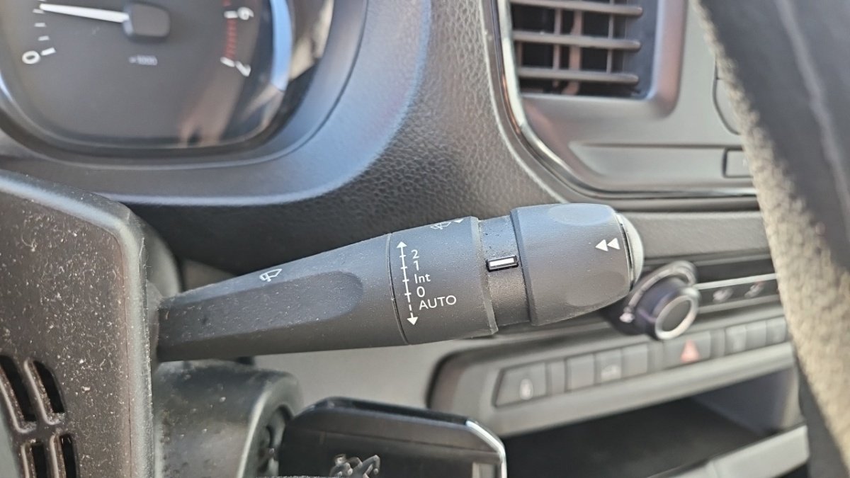 Peugeot Expert - Photo 19