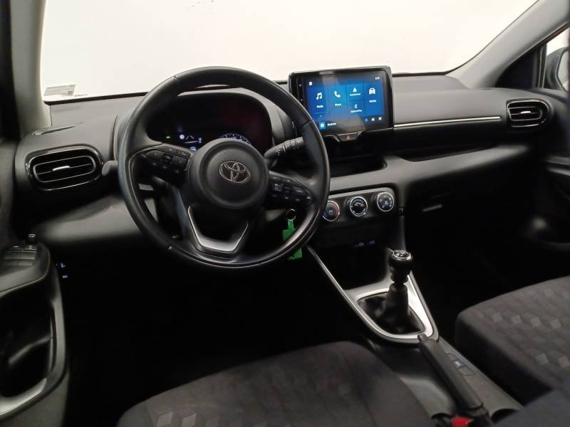 Toyota Yaris - Photo 11