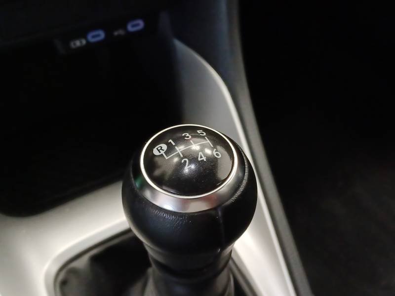 Toyota Yaris - Photo 19