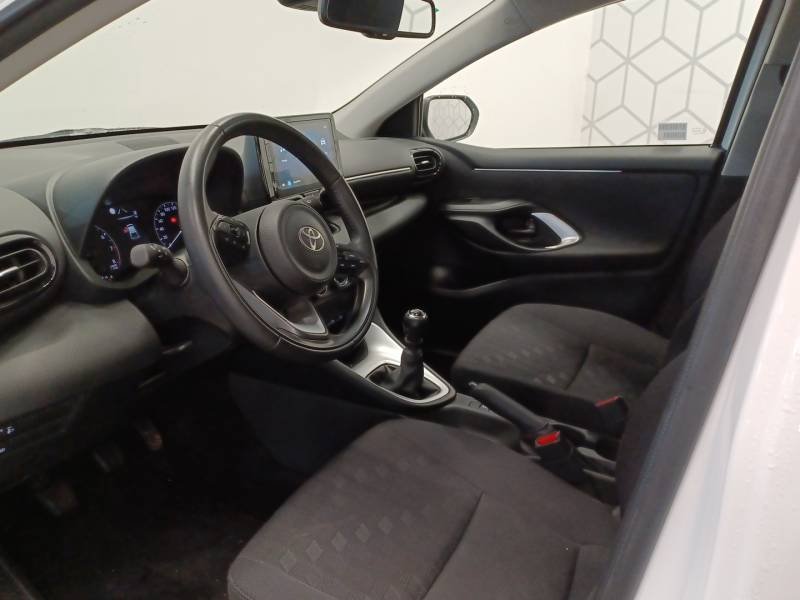 Toyota Yaris - Photo 10