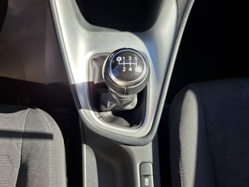 Toyota Yaris - Photo 20