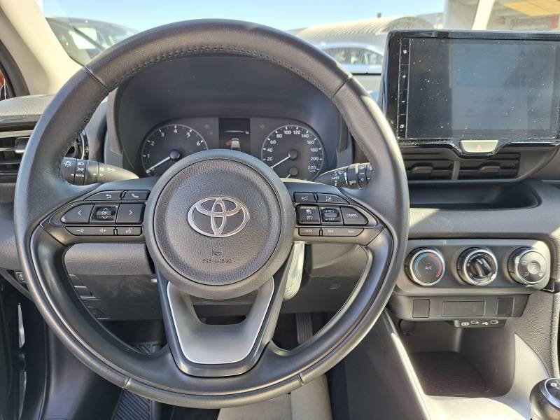 Toyota Yaris - Photo 7