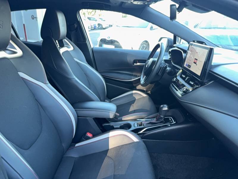 Toyota Corolla - Photo 12
