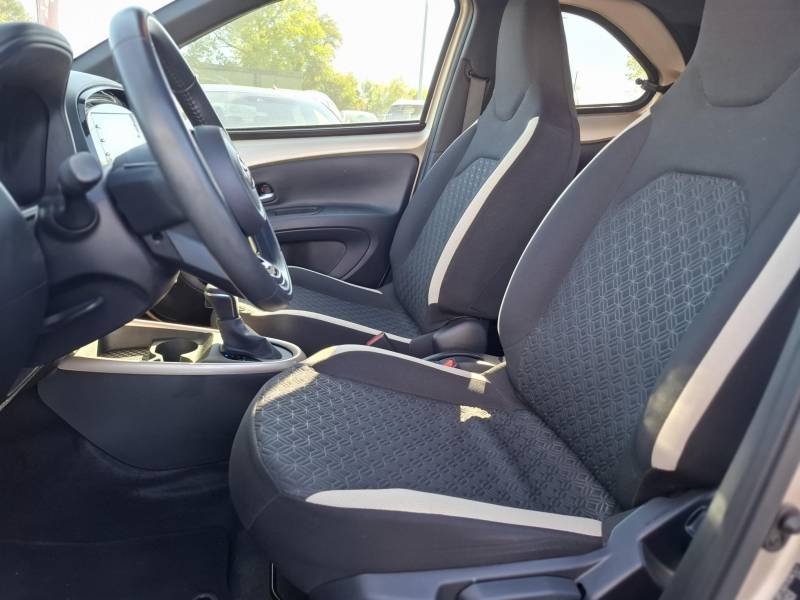 Toyota aygo x - Photo 25