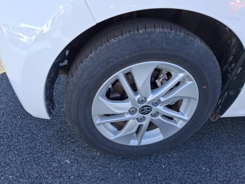 Toyota Yaris - Photo 11