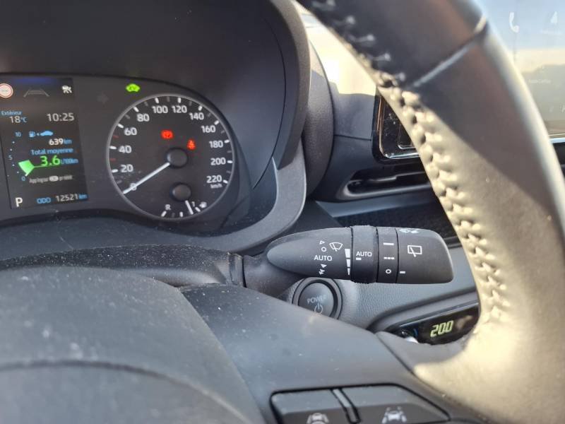 Toyota Yaris - Photo 17