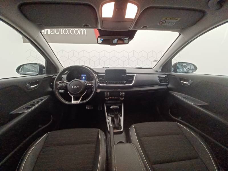 Kia Stonic - Photo 12