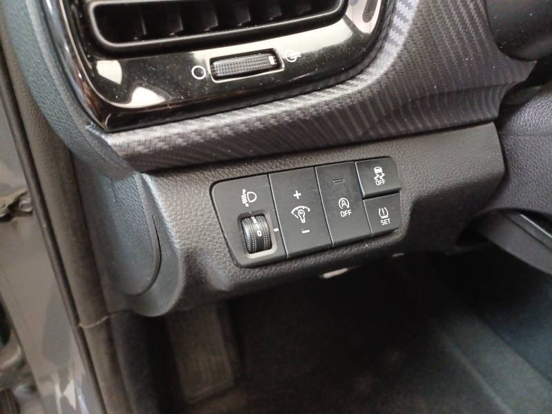 Kia Stonic - Photo 40