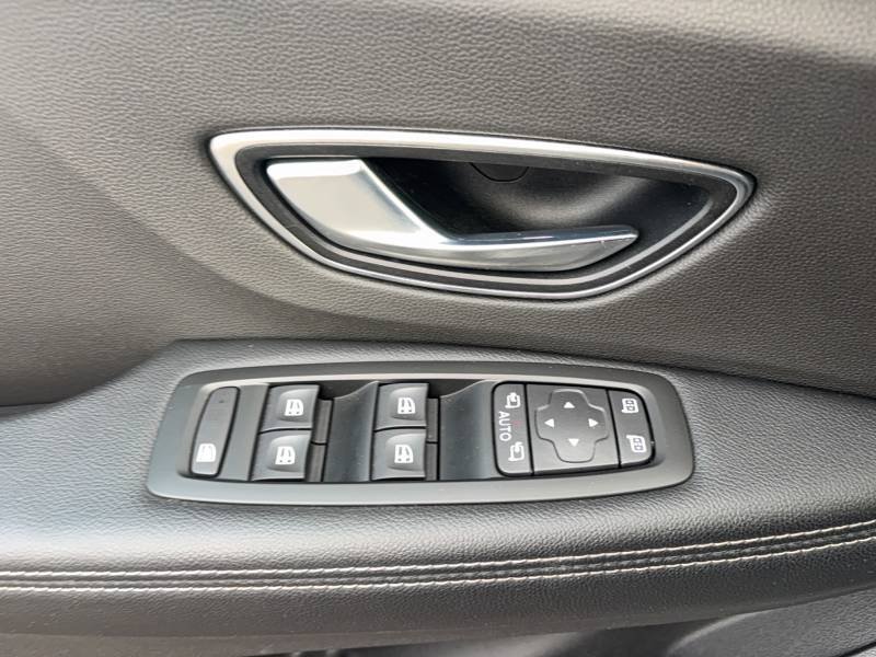 Renault Grand Scénic - Photo 33
