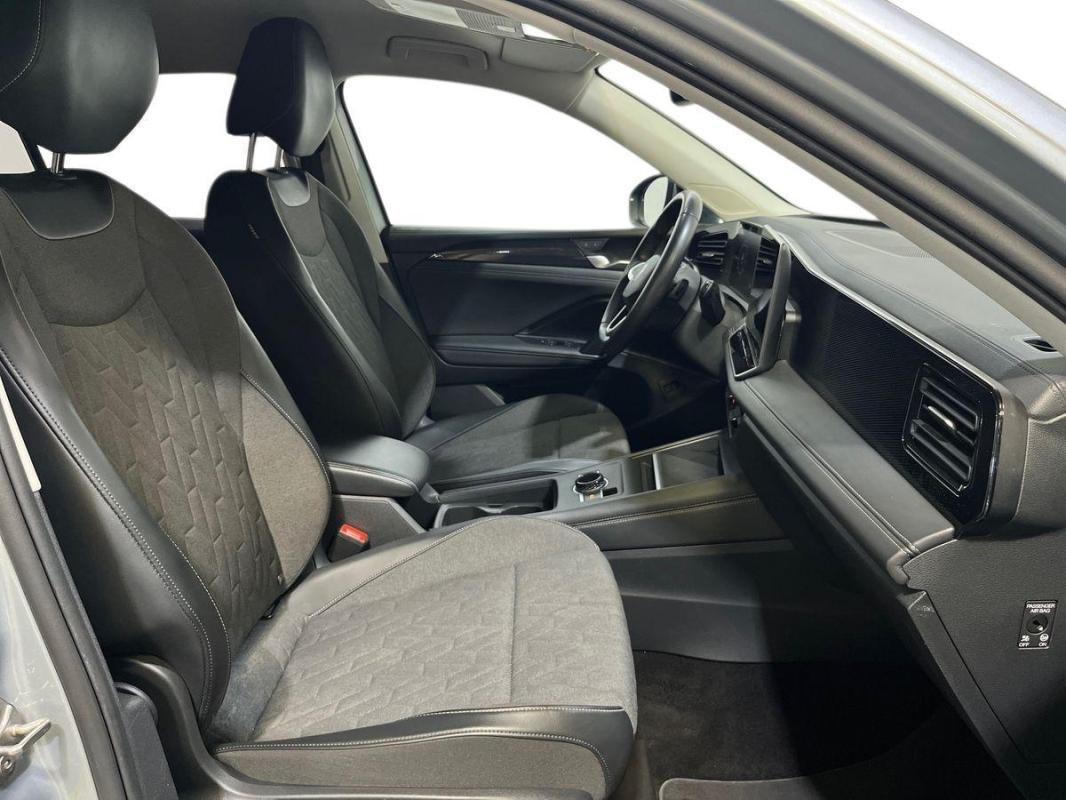 Volkswagen Tiguan - Photo 13