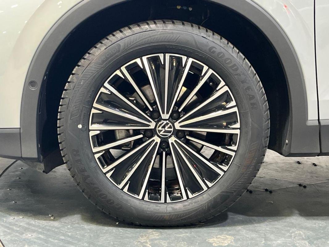 Volkswagen Tiguan - Photo 28