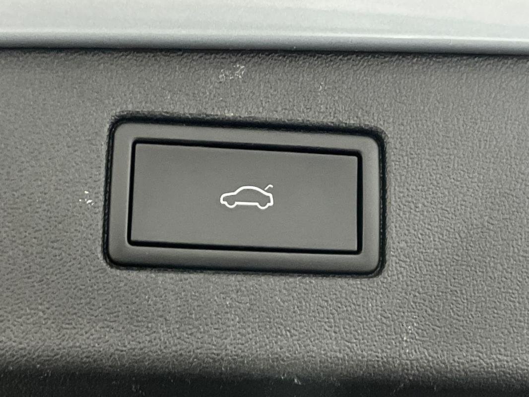 Volkswagen Tiguan - Photo 35