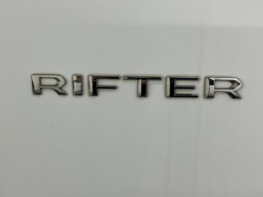 Peugeot Rifter - Photo 27