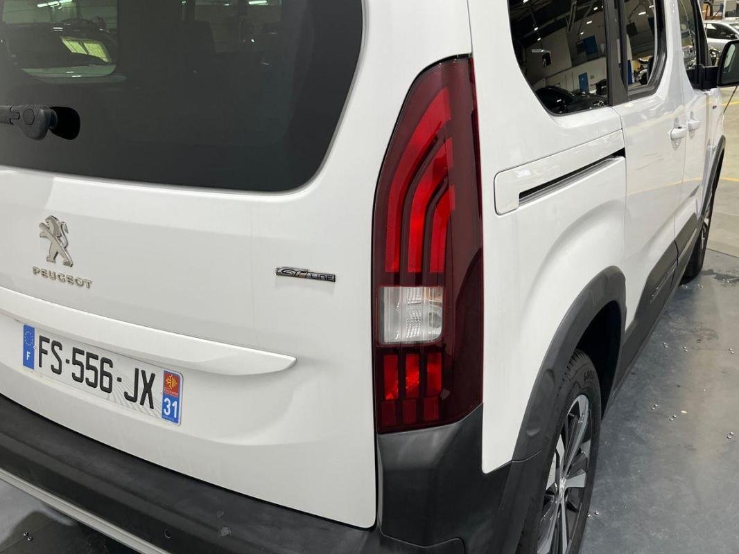 Peugeot Rifter - Photo 30