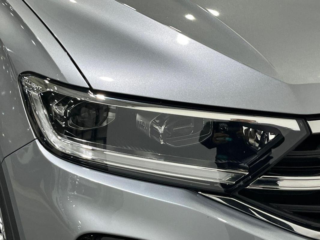 Volkswagen T-Roc - Photo 25