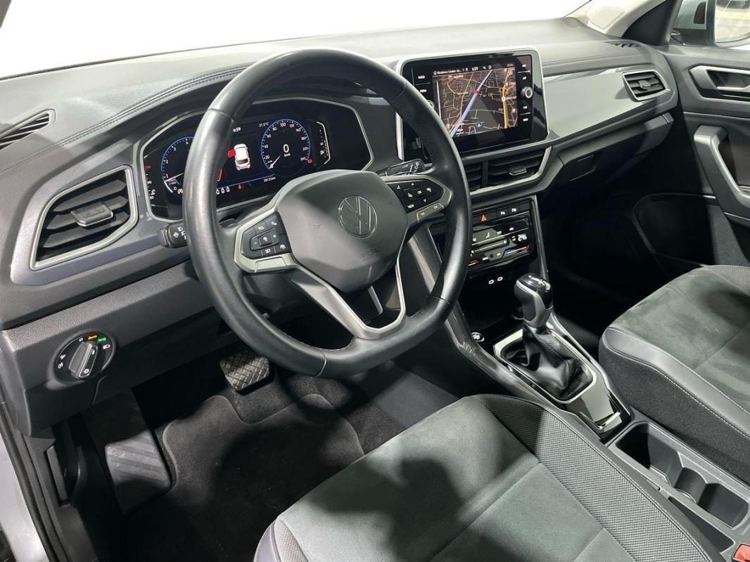 Volkswagen T-Roc - Photo 9