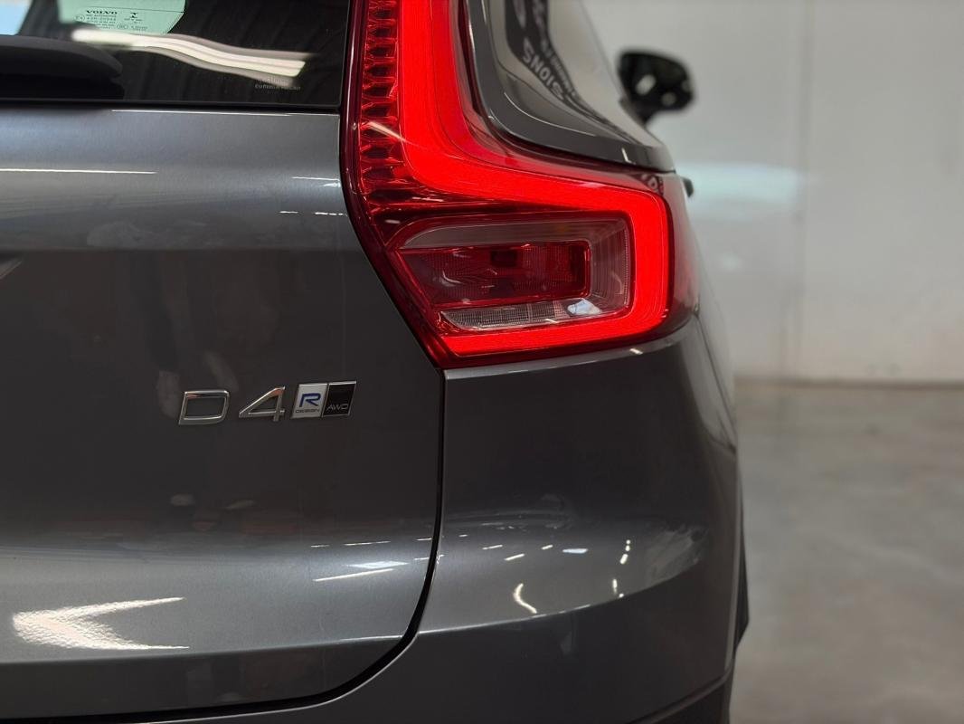 Volvo XC40 - Photo 2