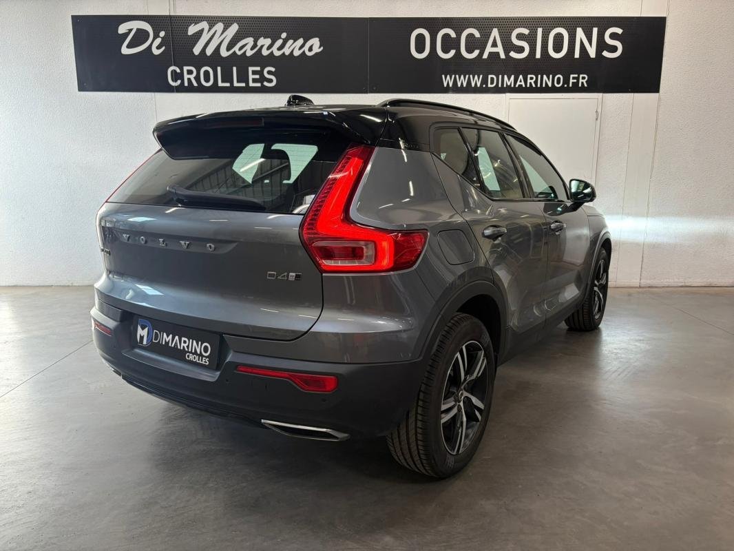Volvo XC40 - Photo 21