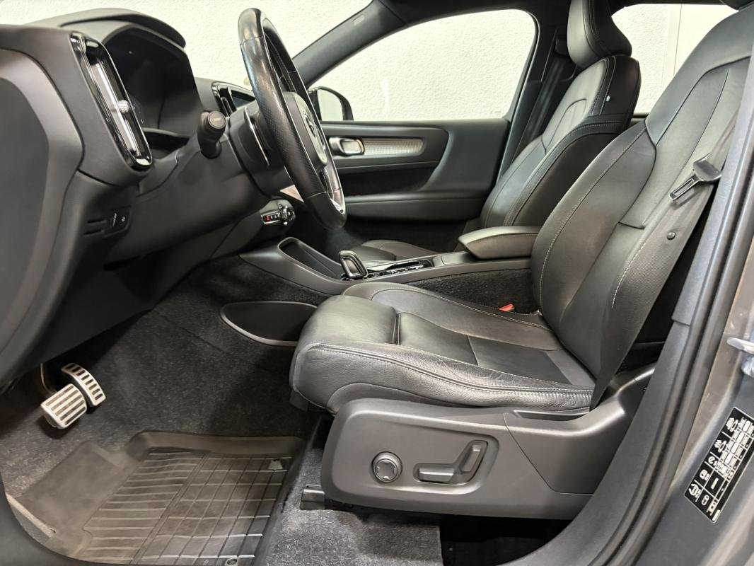 Volvo XC40 - Photo 27