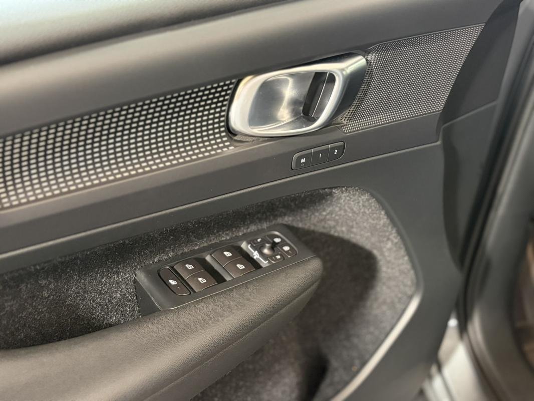 Volvo XC40 - Photo 30
