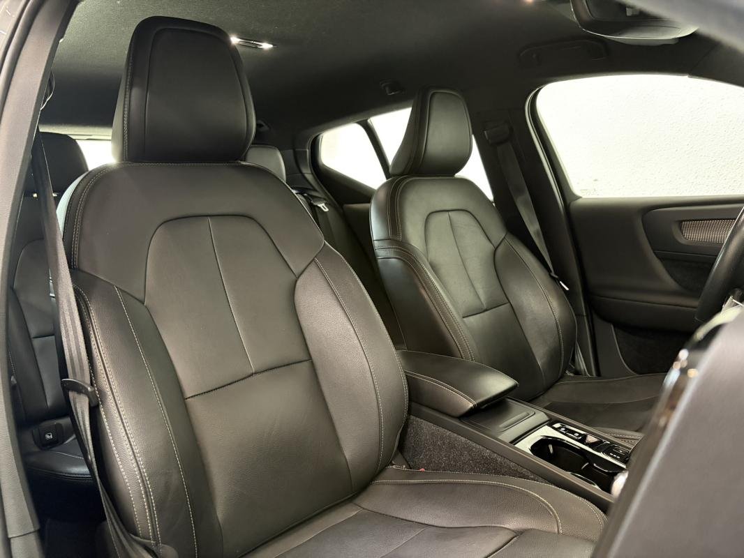 Volvo XC40 - Photo 37