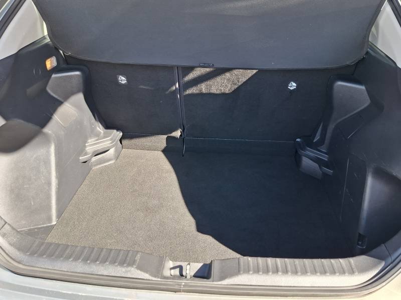 Toyota Yaris - Photo 9