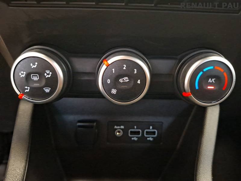 Renault Clio - Photo 22