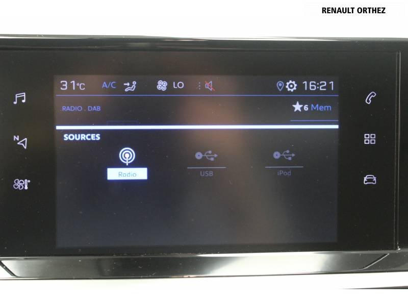 Peugeot 208 - Photo 39