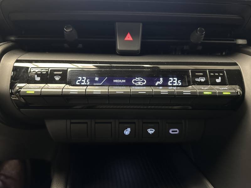 Toyota C-HR - Photo 22
