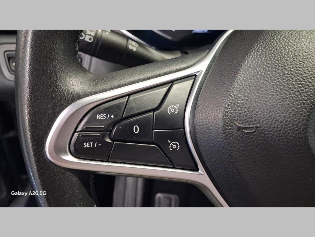 Renault Captur - Photo 17