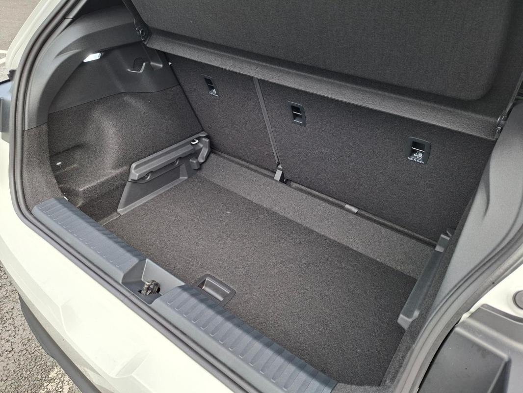 Volkswagen Polo - Photo 9