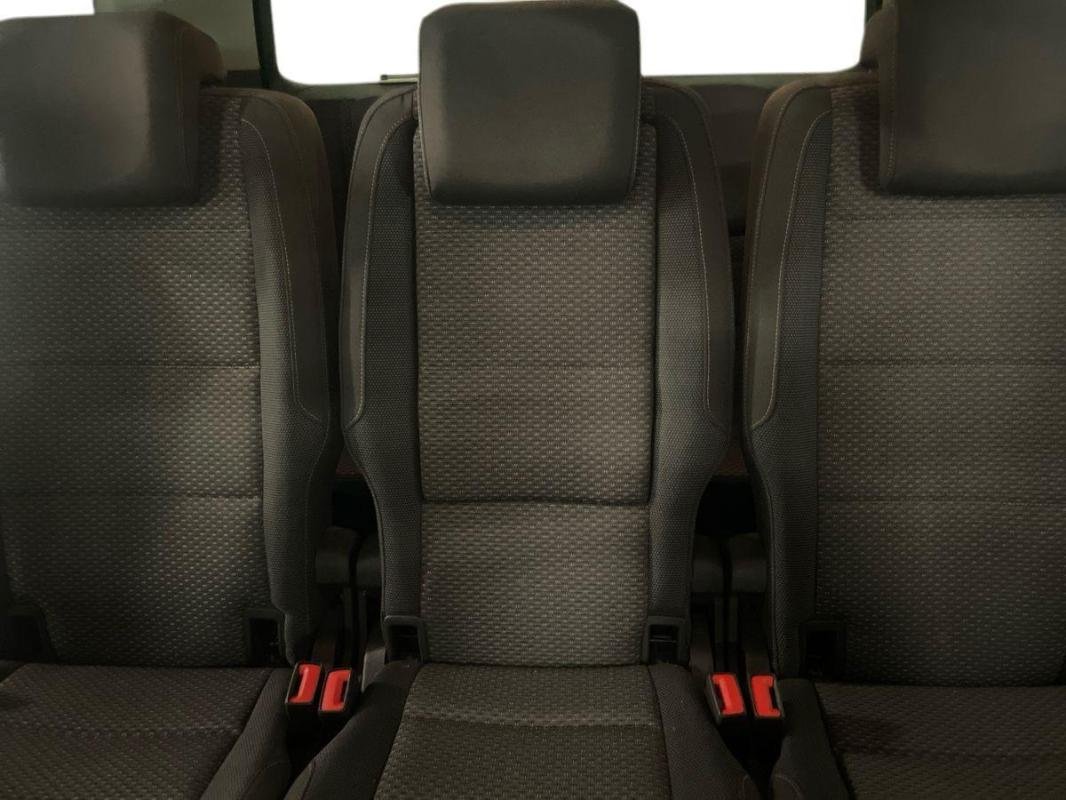 Volkswagen Touran - Photo 22