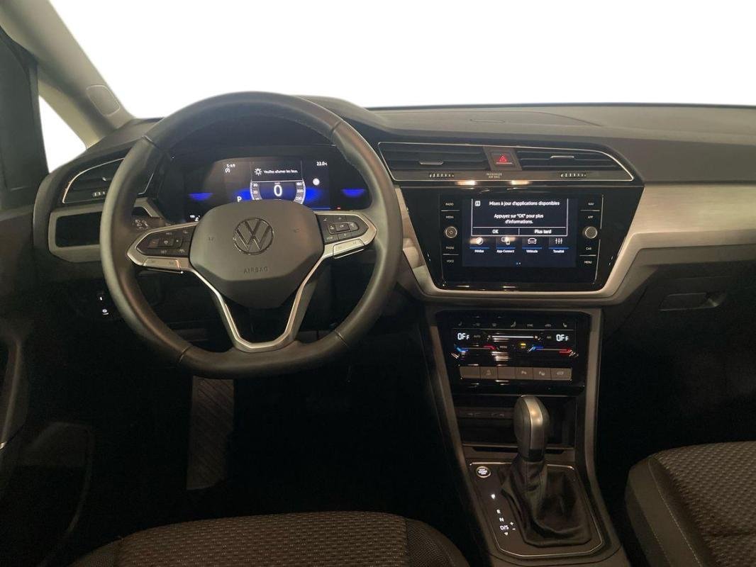 Volkswagen Touran - Photo 24