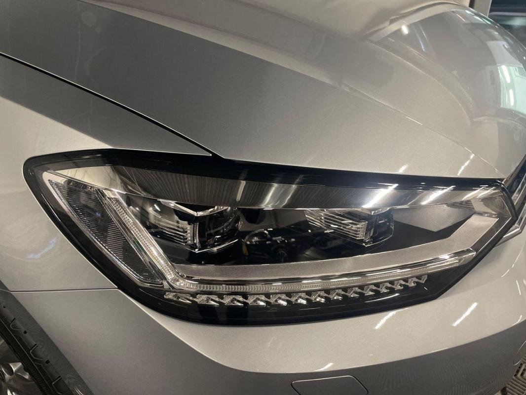 Volkswagen Touran - Photo 26