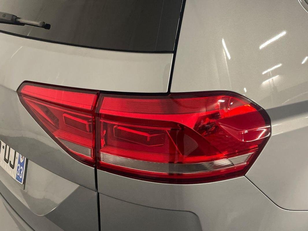 Volkswagen Touran - Photo 30