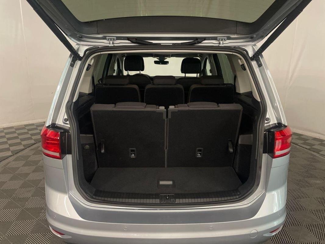 Volkswagen Touran - Photo 31