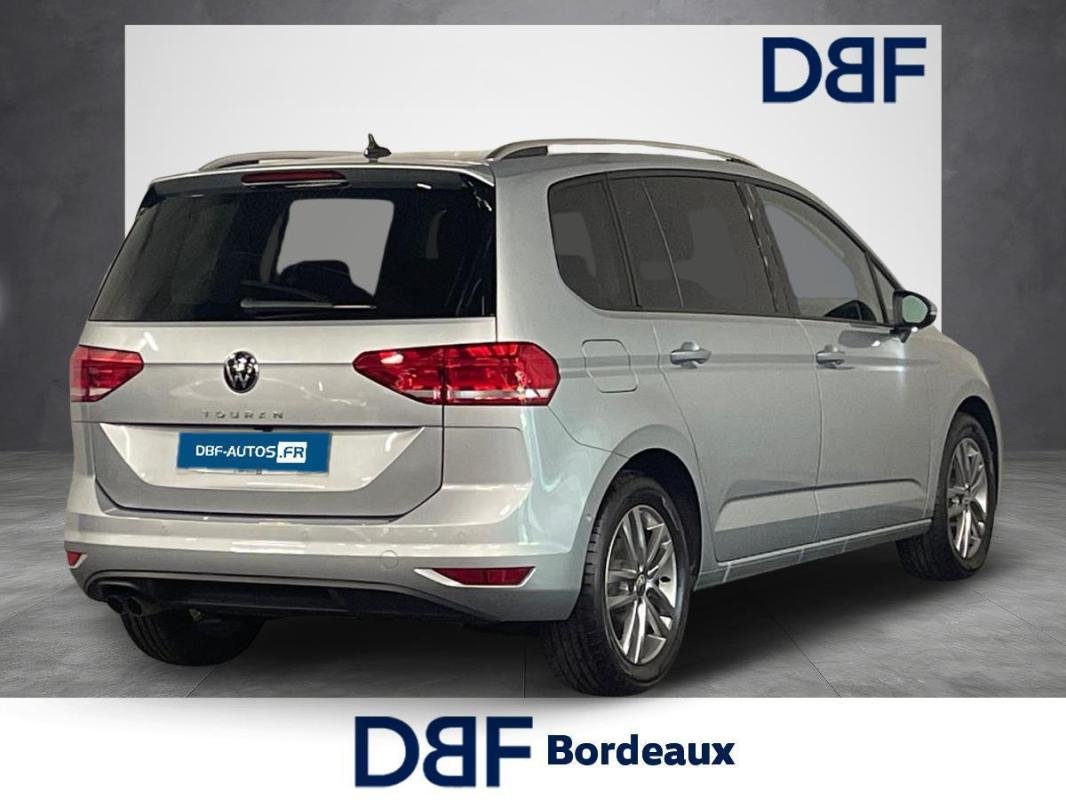 Volkswagen Touran - Photo 5