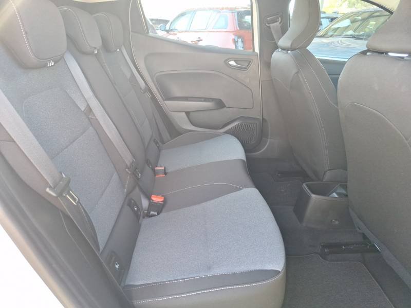 Renault Clio - Photo 16