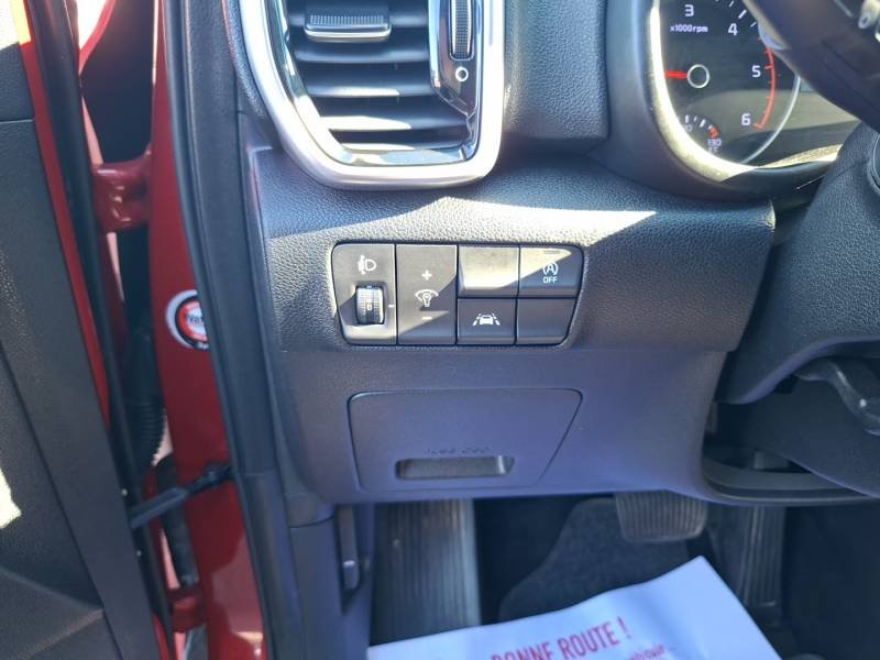 Kia Sportage - Photo 21