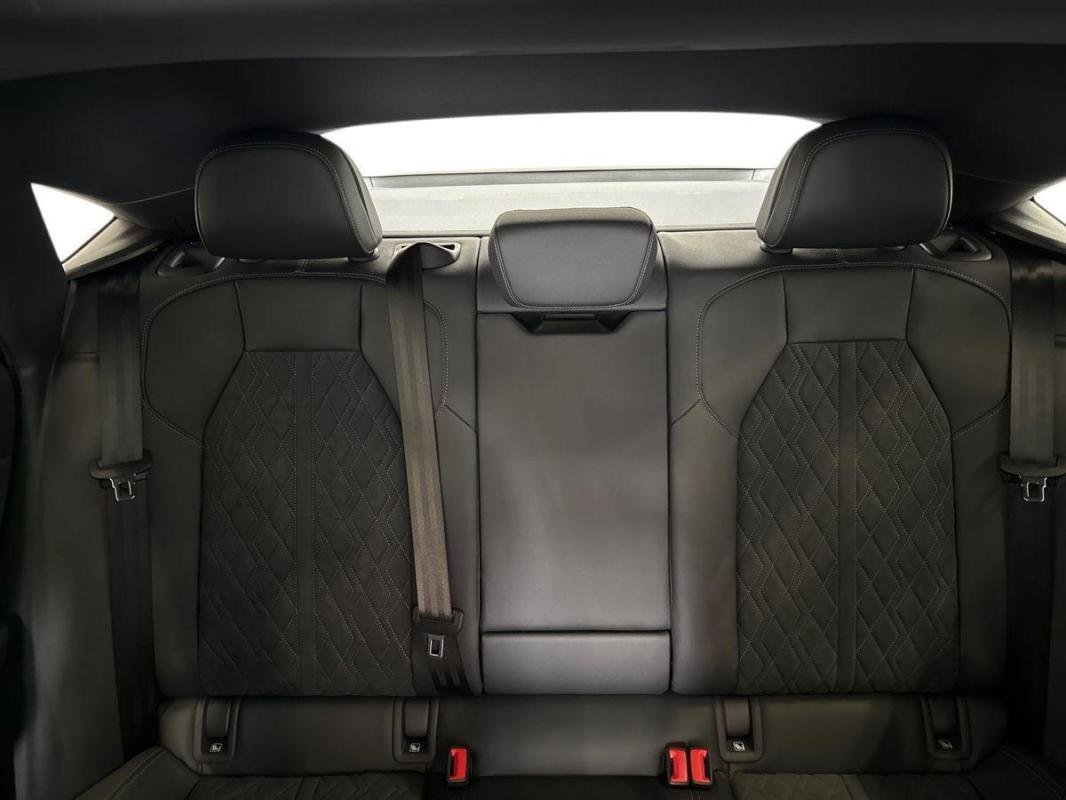 Audi q6 e-tron - Photo 22