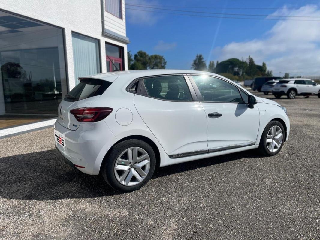 Renault Clio - Photo 3