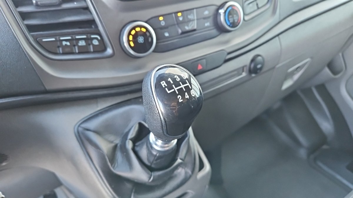 Ford Transit Custom - Photo 25