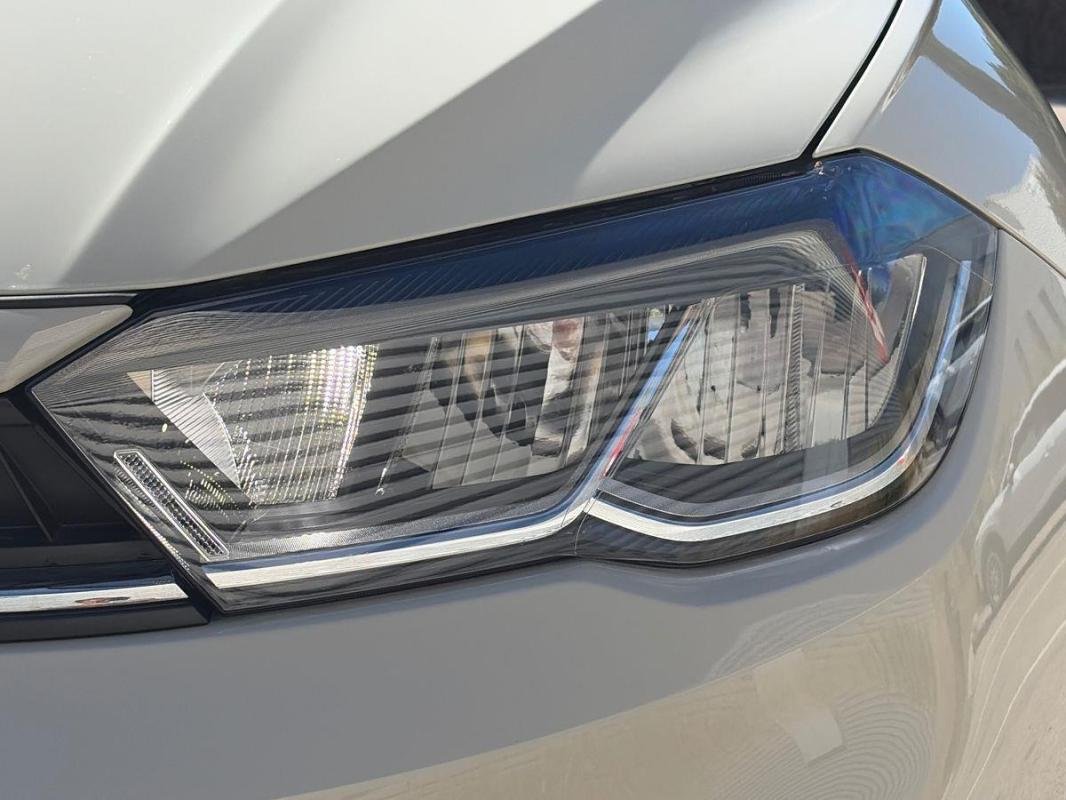 Volkswagen Polo - Photo 24