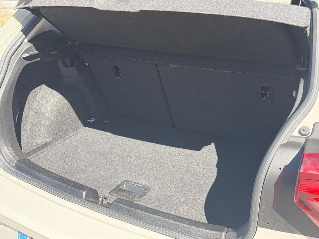 Volkswagen Polo - Photo 31