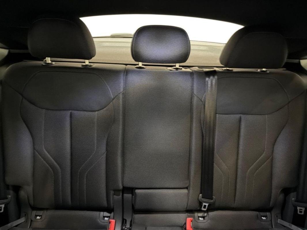 Audi Q3 - Photo 22