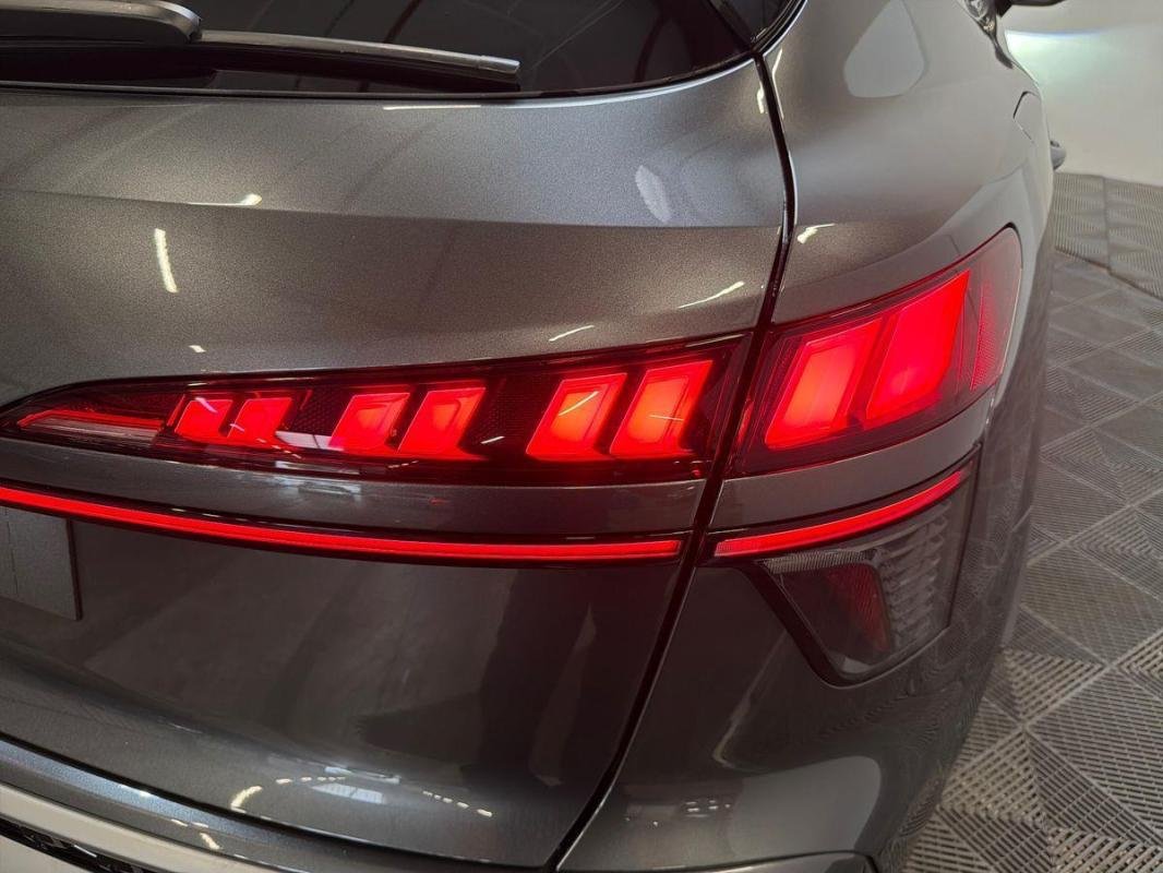 Audi Q3 - Photo 30