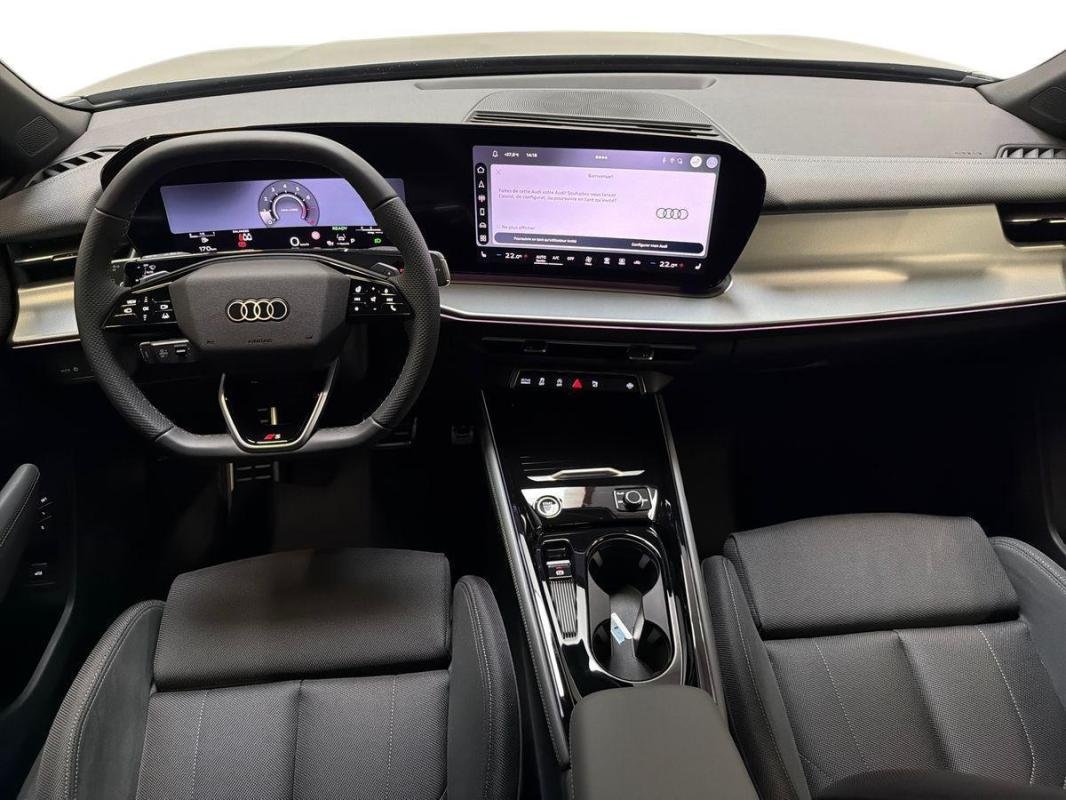 Audi Q3 - Photo 8